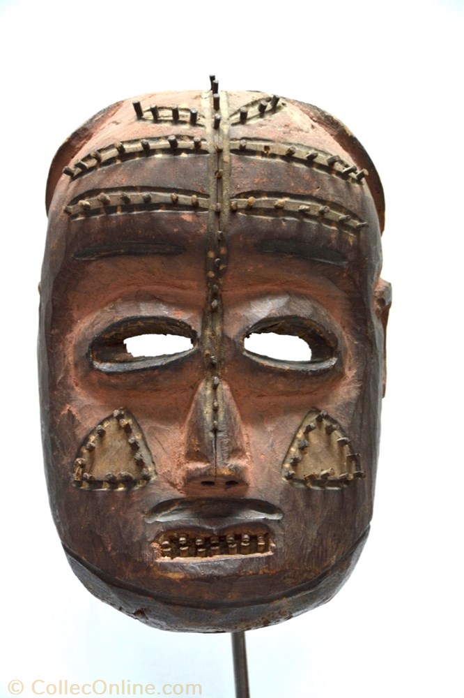 art antiquites africain masques zande 001 sold