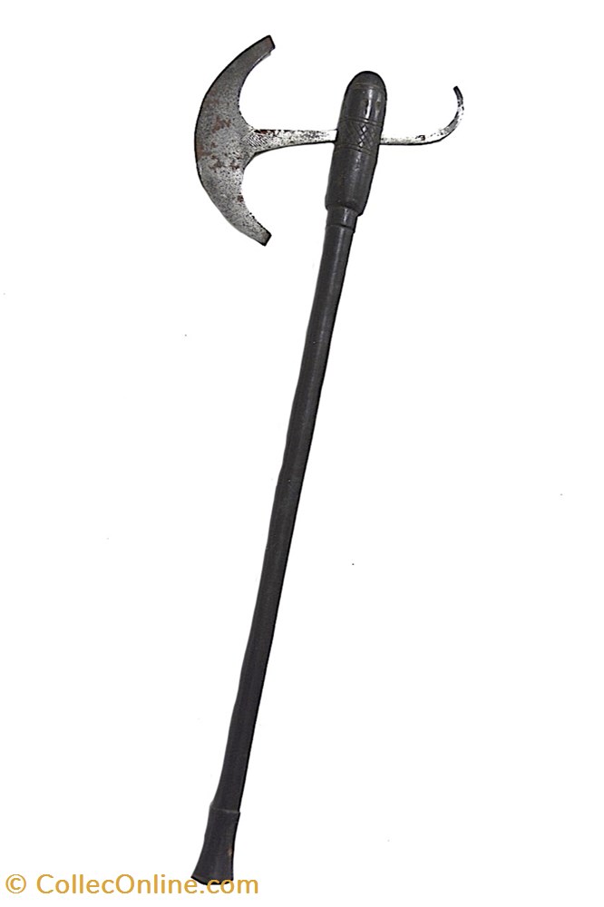 art antiquites africain armes zulu 001