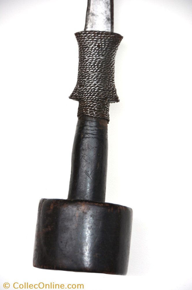art antiquite africain arme mangbetu 005
