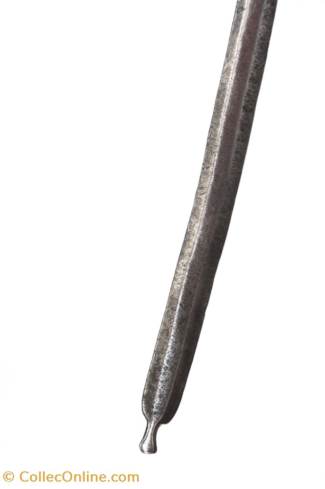 art antiquites africain armes laka musseye 002