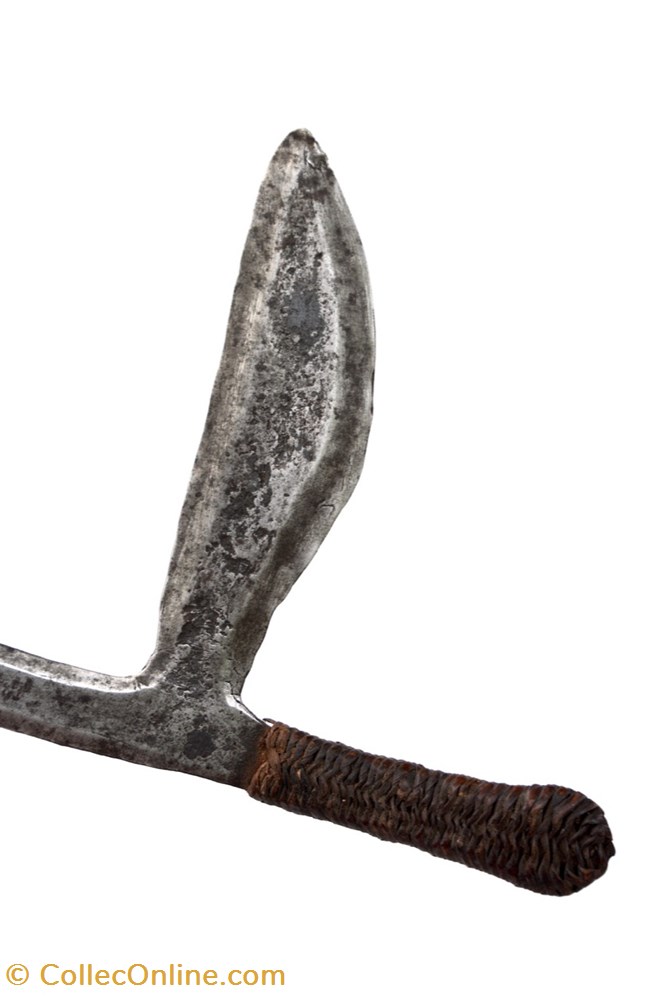 Yangéré-Kaka 001 2 art antiquites africain armes yangere kaka 001