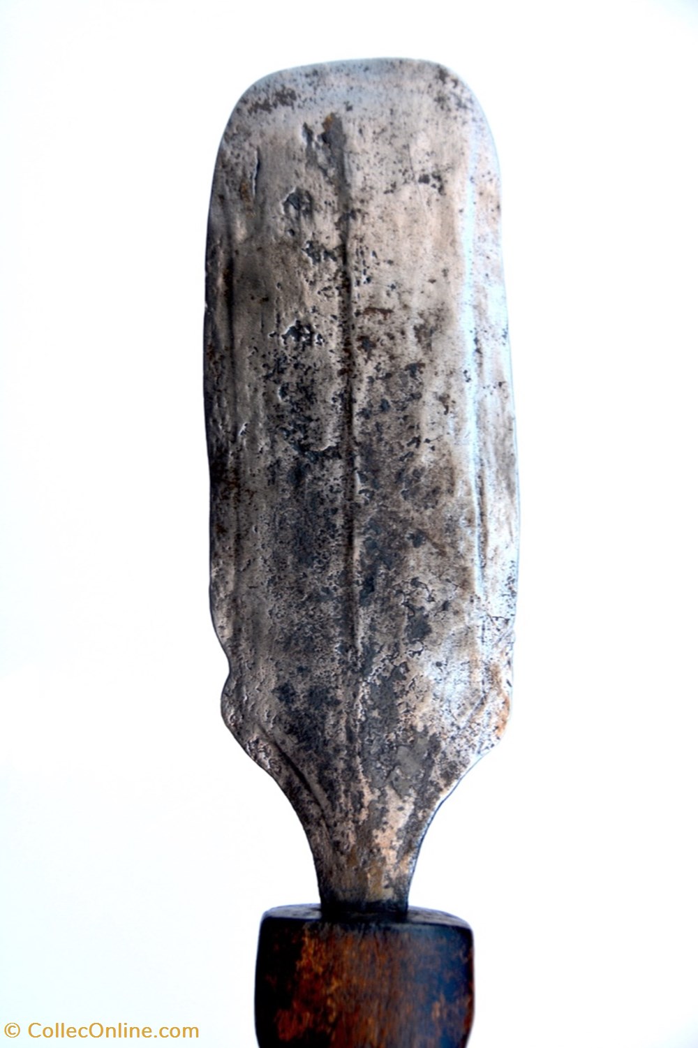 art antiquites africain armes makere baali 001