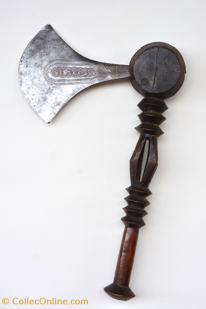 Nupé 001 art antiquite africain arme nupe 001