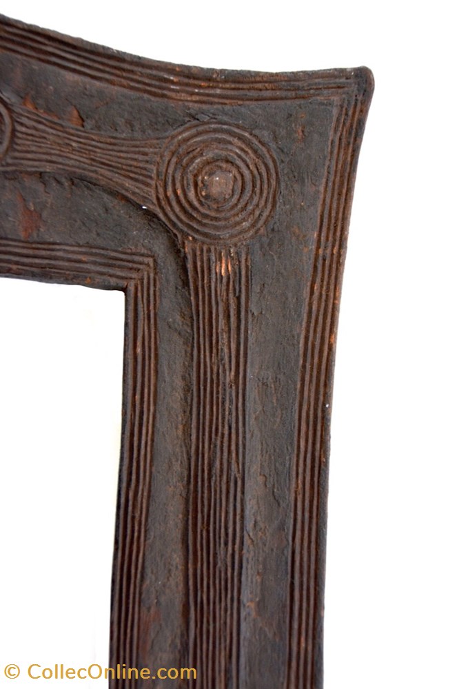 Ndengése 002 4 art antiquite africain arme ndengese 002