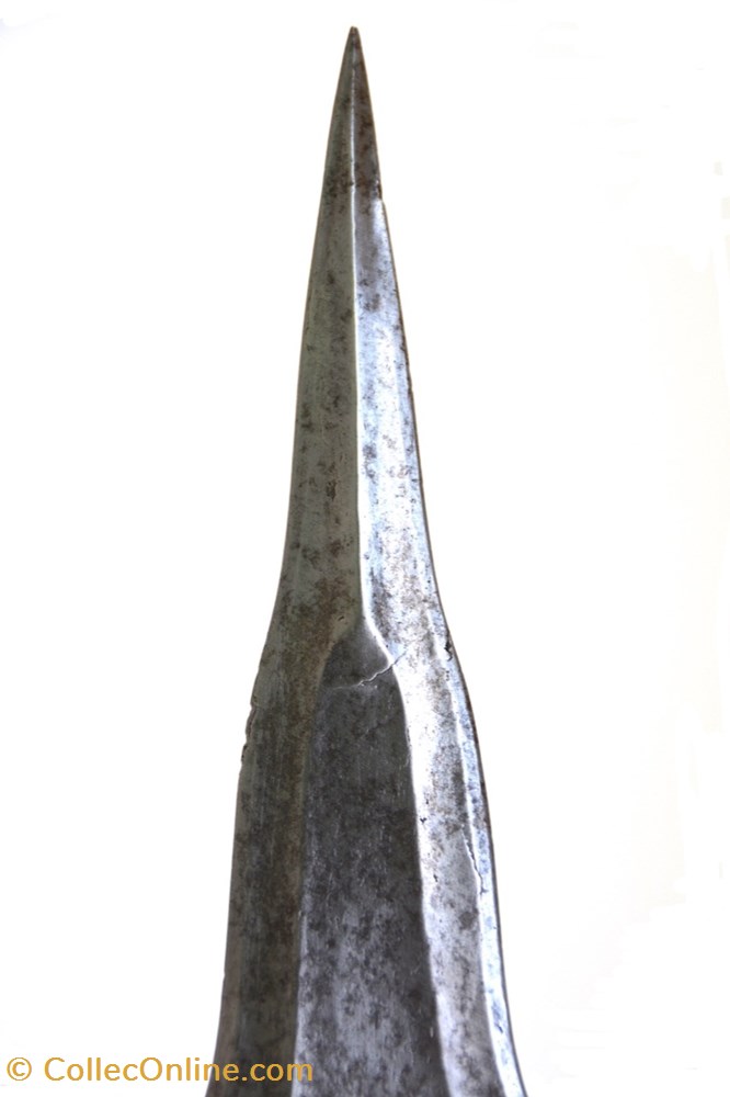 art antiquite africain arme tetela 003