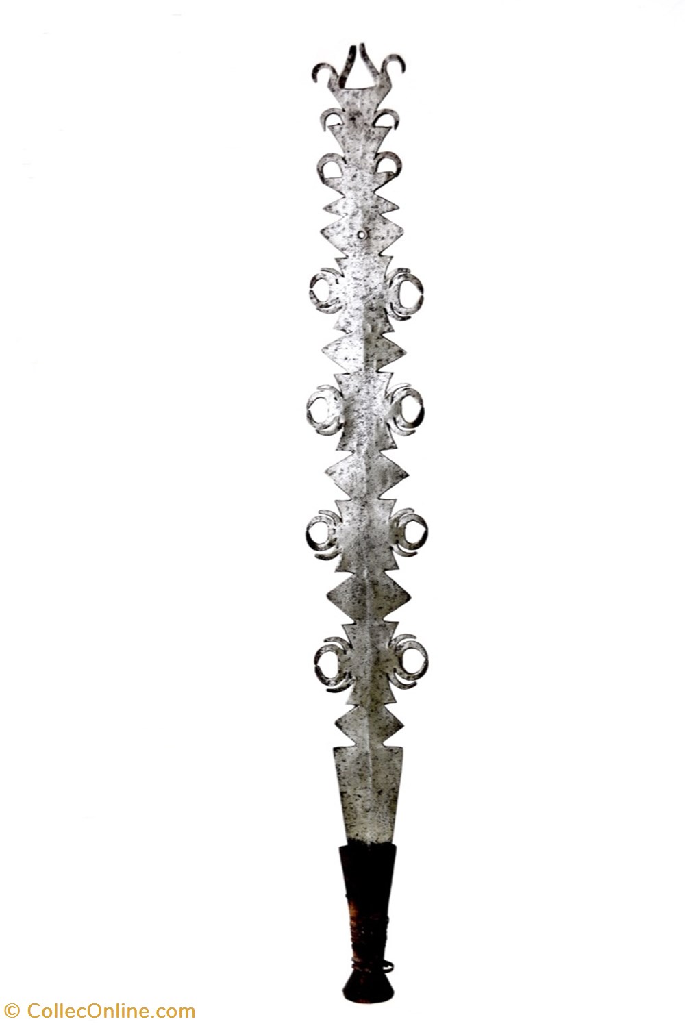 Ekonda C 001 art antiquites africain armes ekonda c 001