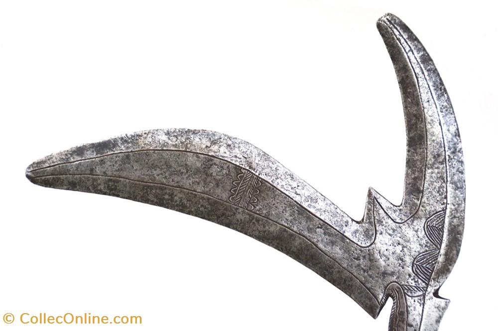 art antiquites africain armes banda mbugbu ouest 002