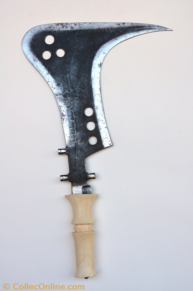 art antiquite africain arme mangbetu ivoire 001