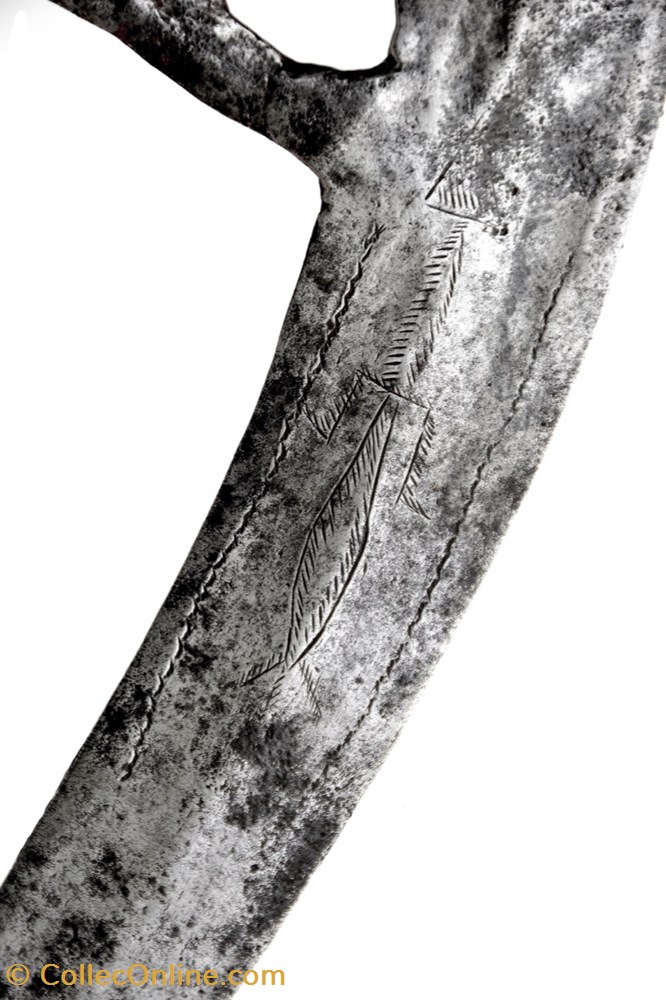 Teda 004 3 art antiquites africain armes teda 004