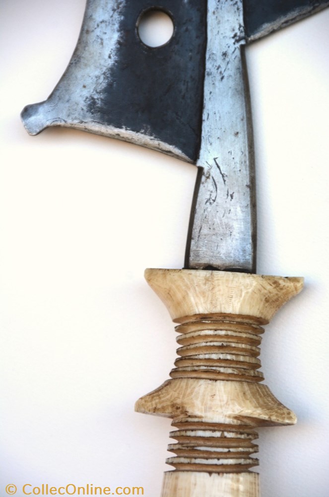 Mangbetu Ivoire* 001 3 art antiquite africain arme mangbetu ivoire 001