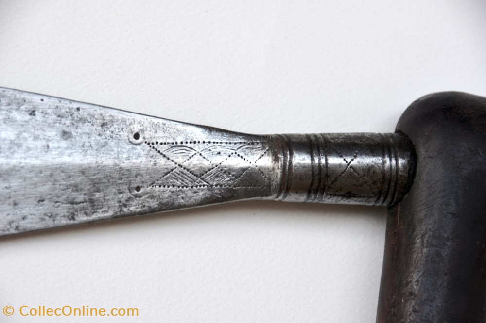 art antiquite africain arme tchokwe 004