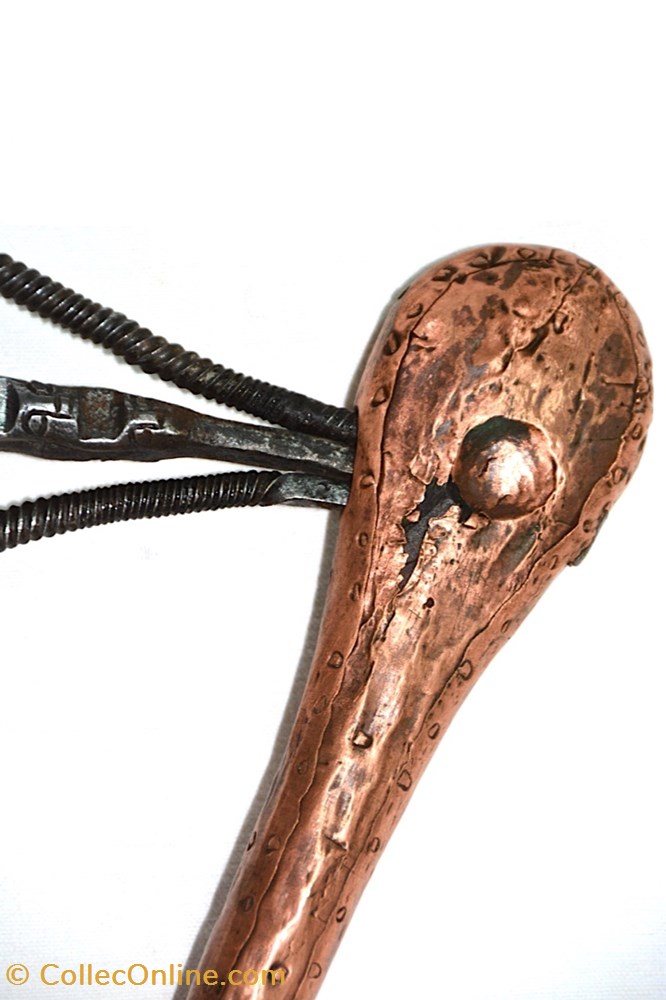 art antiquites africain armes songye nsapo 010