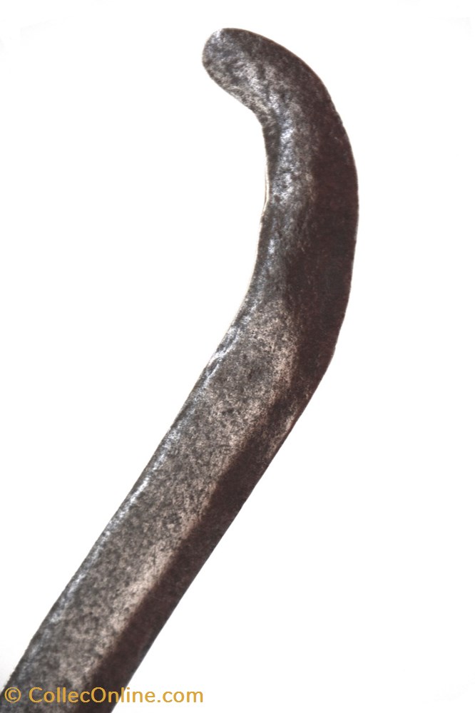 art antiquites africain armes sara musgum 002