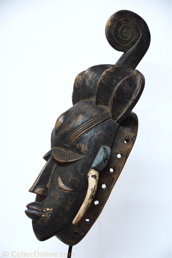 Ligbi 001 3 art antiquites africain masques ligbi 001