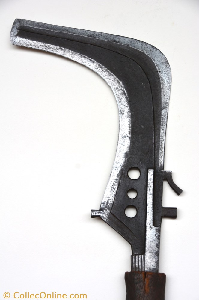 art antiquites africain armes mangbetu 007