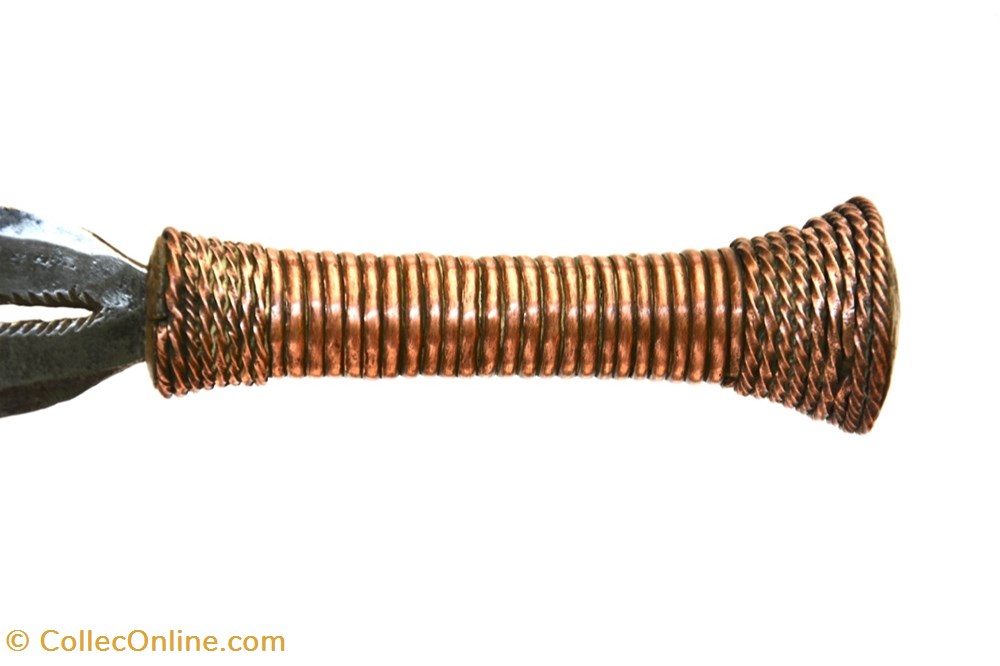 Yakoma Ngondi 011 5 art antiquite africain arme yakoma ngondi 011