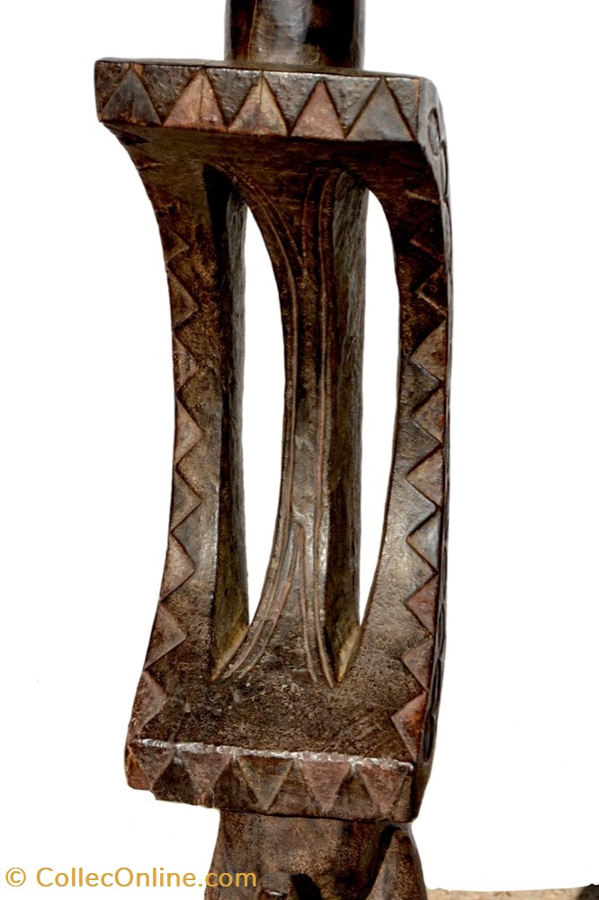 Eket 001 2 art antiquite africain arme eket 001