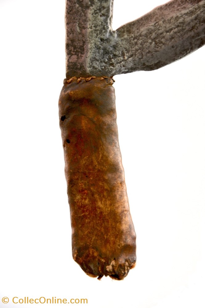 Banda 001 5 art antiquites africain armes banda 001