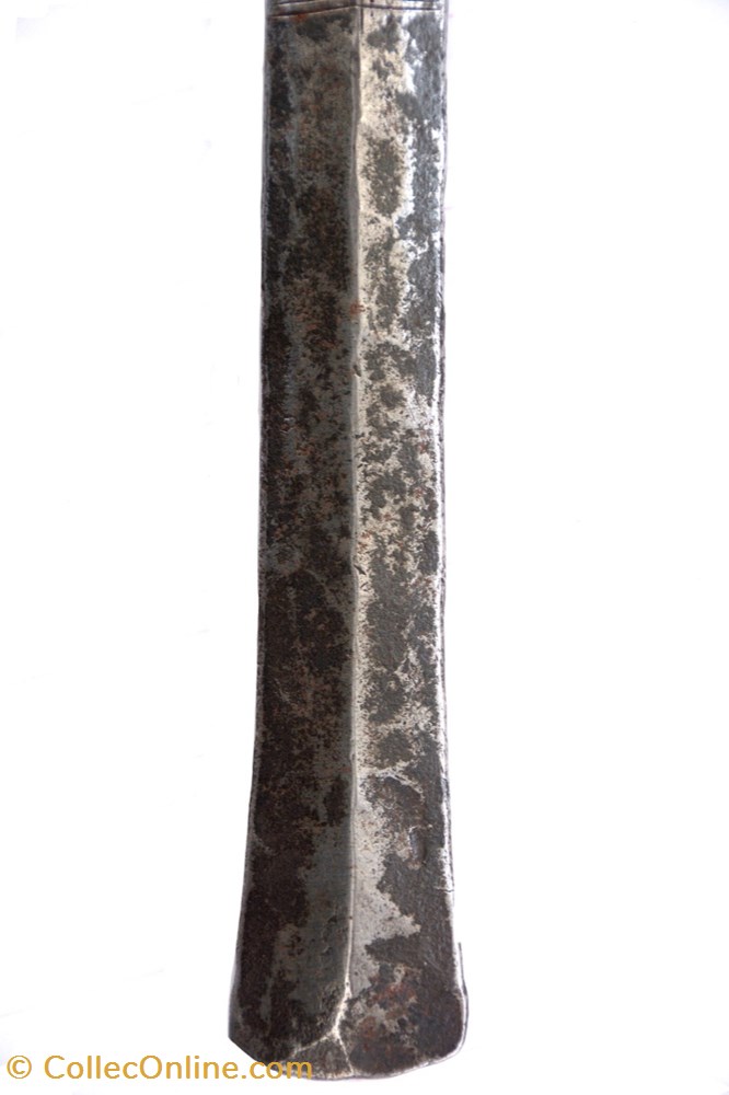 art antiquites africain armes marghi 001