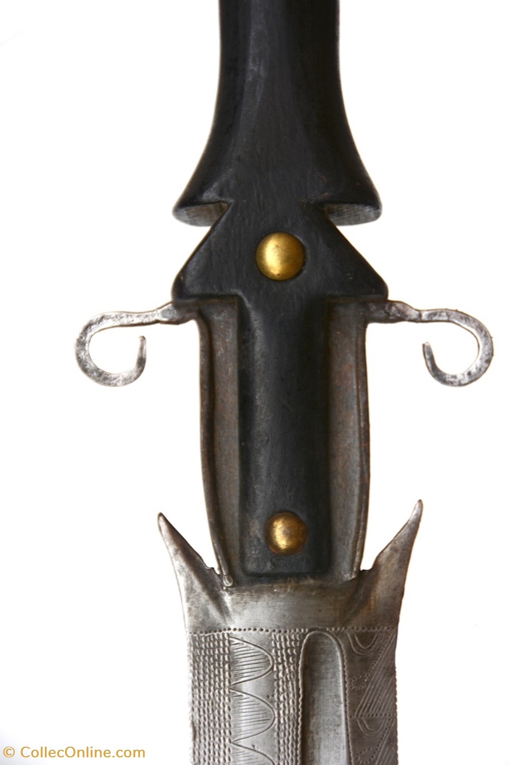 art antiquites africain armes fang ntsakh 001
