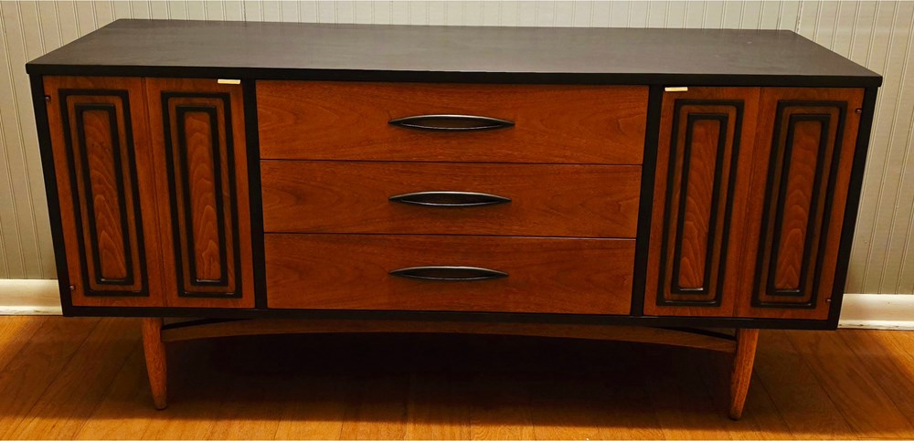 art antiquities furniture credenza