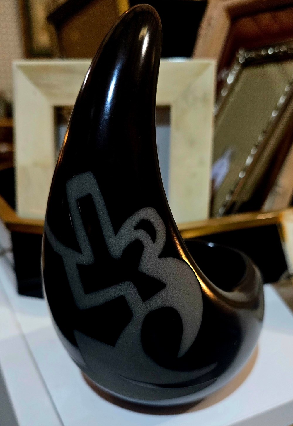 art antiquities ceramics pottery united states of america navajo black vase