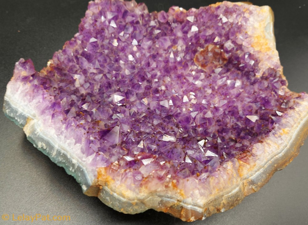 Améthyste en géode mineraux meteorites quartz amethyste en geode
