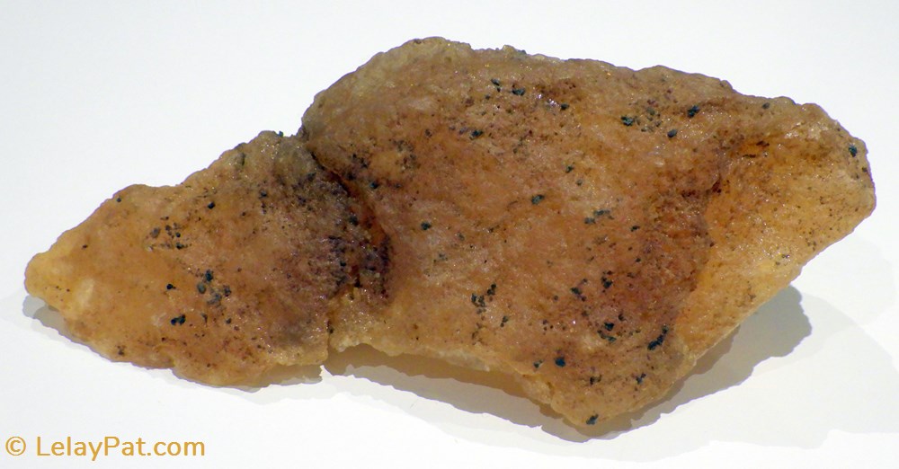Calcite brune translucide mineraux meteorites calcite brune translucide