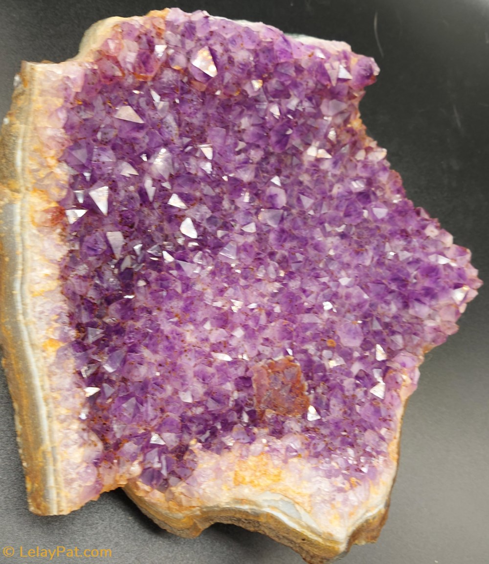 Améthyste en géode mineraux meteorites quartz amethyste en geode