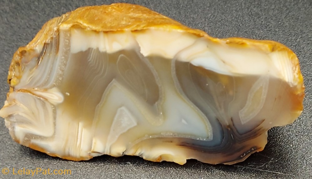 mineraux meteorites agate calcedoine
