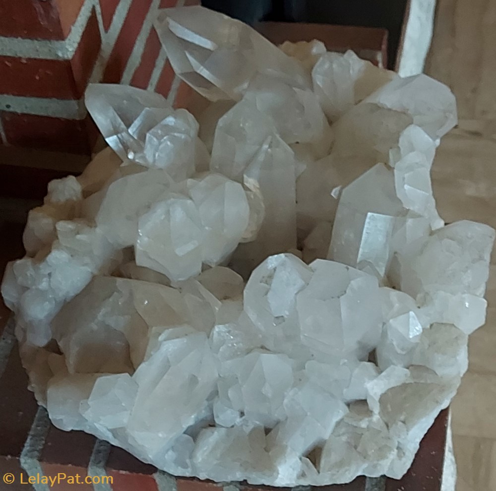 Quartz en buisson mineraux meteorites quartz en buisson