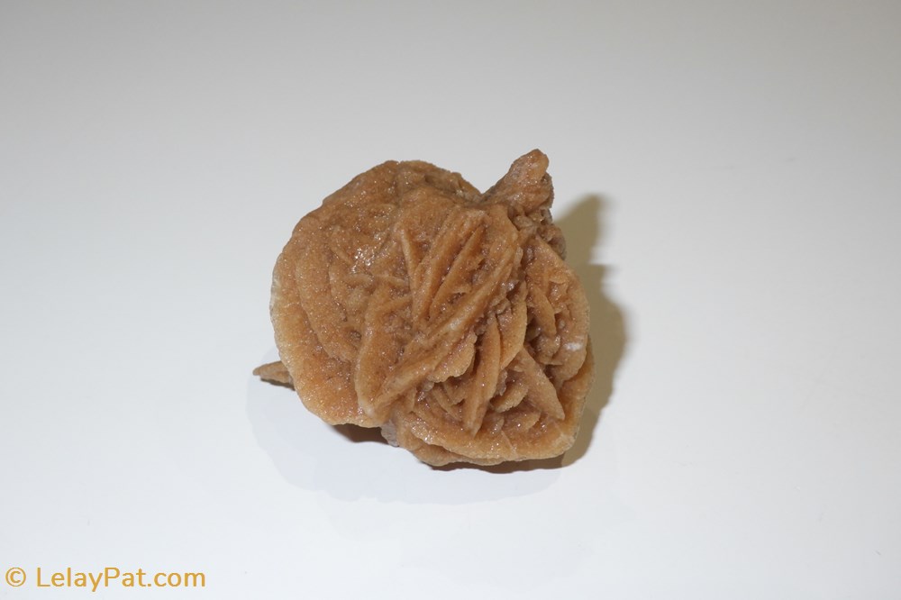Rose des sables (petite) mineraux meteorites gypse selenite rose des sables petite