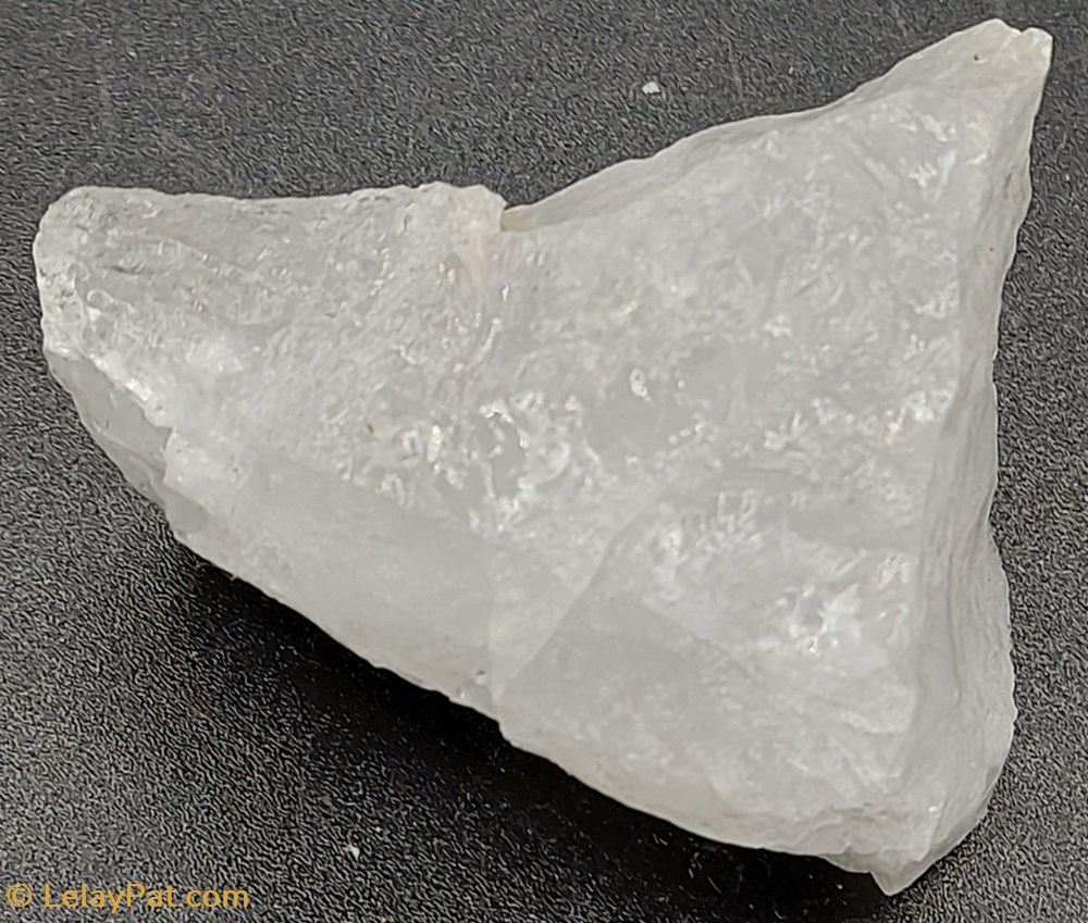 mineraux meteorites quartz laiteux