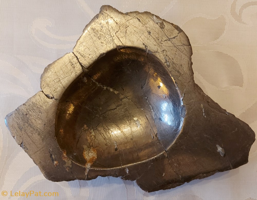 Cendrier en Pyrite mineraux meteorite cendrier en pyrite
