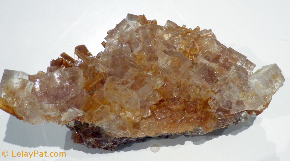 Apophyllite Stilbite (?) 2 mineraux meteorites ca apophyllite stilbite