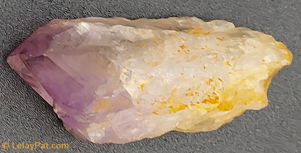 mineraux meteorites quartz amethyste cristaux