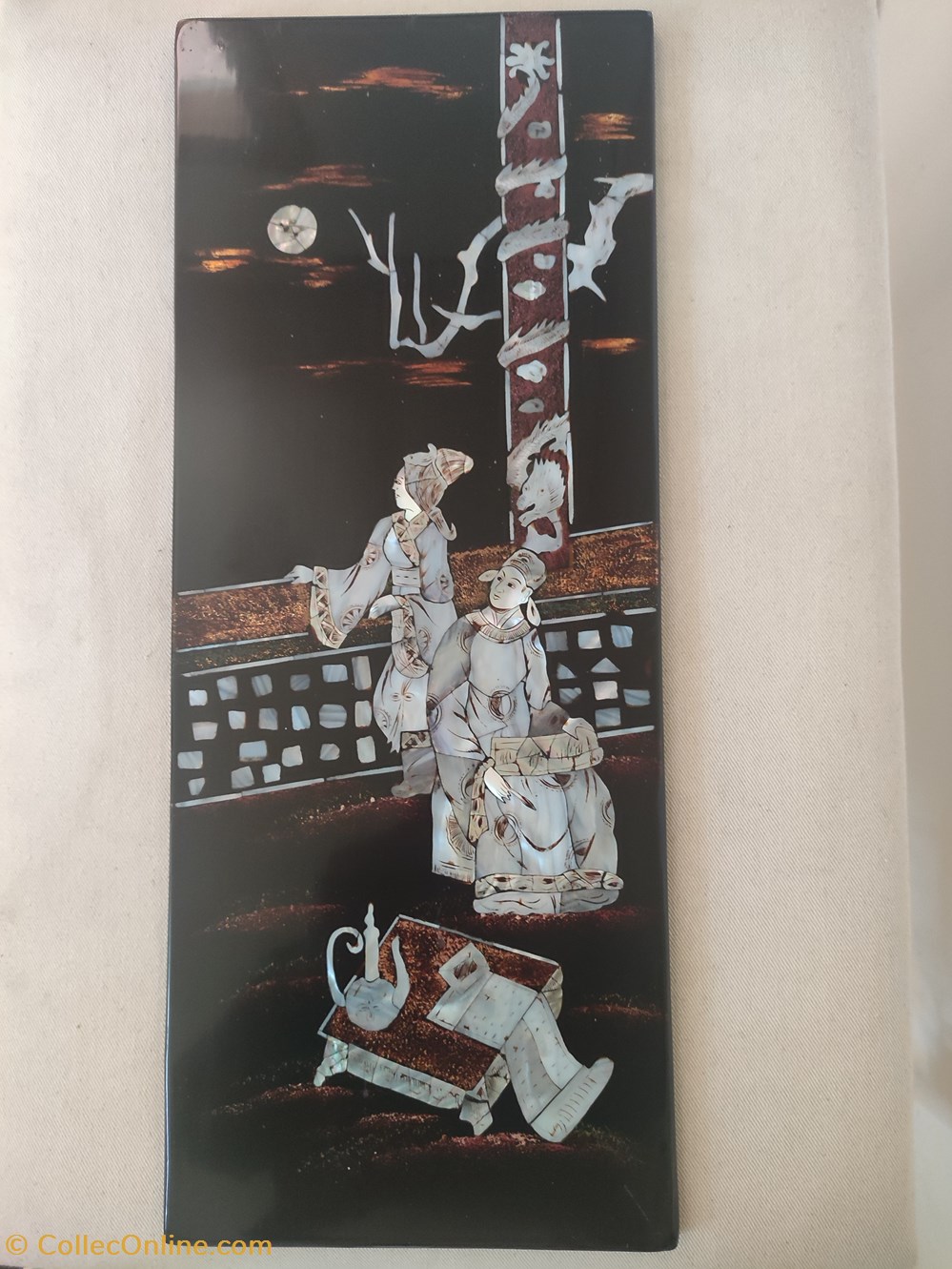 Tableau artisanal laque asiatique et nacre année 1990 antiquites tableau artisanal laque asiatique et nacre annee 1990