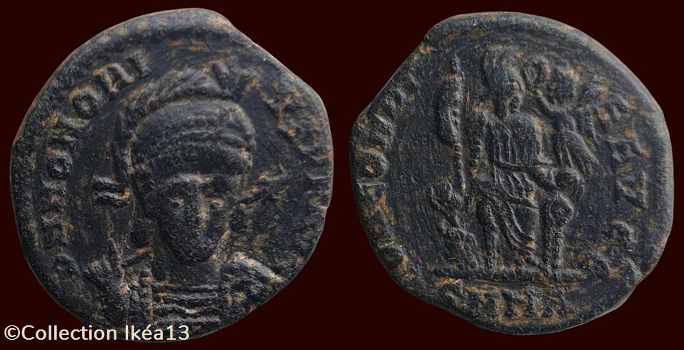 DN HONORIVS P F AVG / CONCORDIA AVGG monnaies antiques romaines imperiales et republicaines dn honorivs p f avg concordia avgg