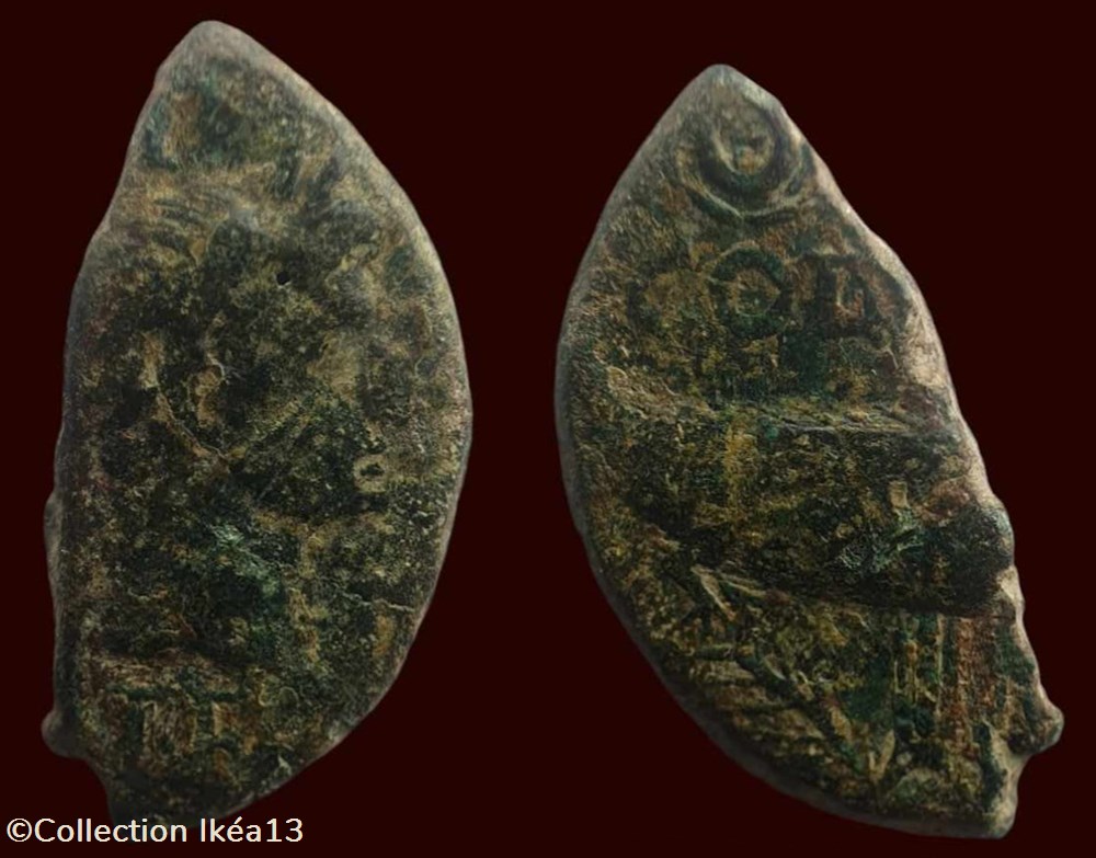 Dupondius COL NEM, coupé (Portrait d'Auguste-groupe 4) monnaies antiques romaines imperiales et republicaines dupondius col nem coupe portrait auguste groupe 4