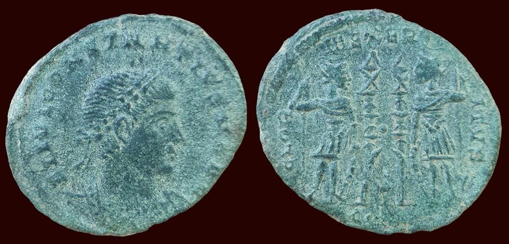 FL IVL CONSTANTIVS NOB C / GLORIA EXERCITVS monnaies antiques romaines imperiales et republicaines fl ivl constantivs nob c gloria exercitvs