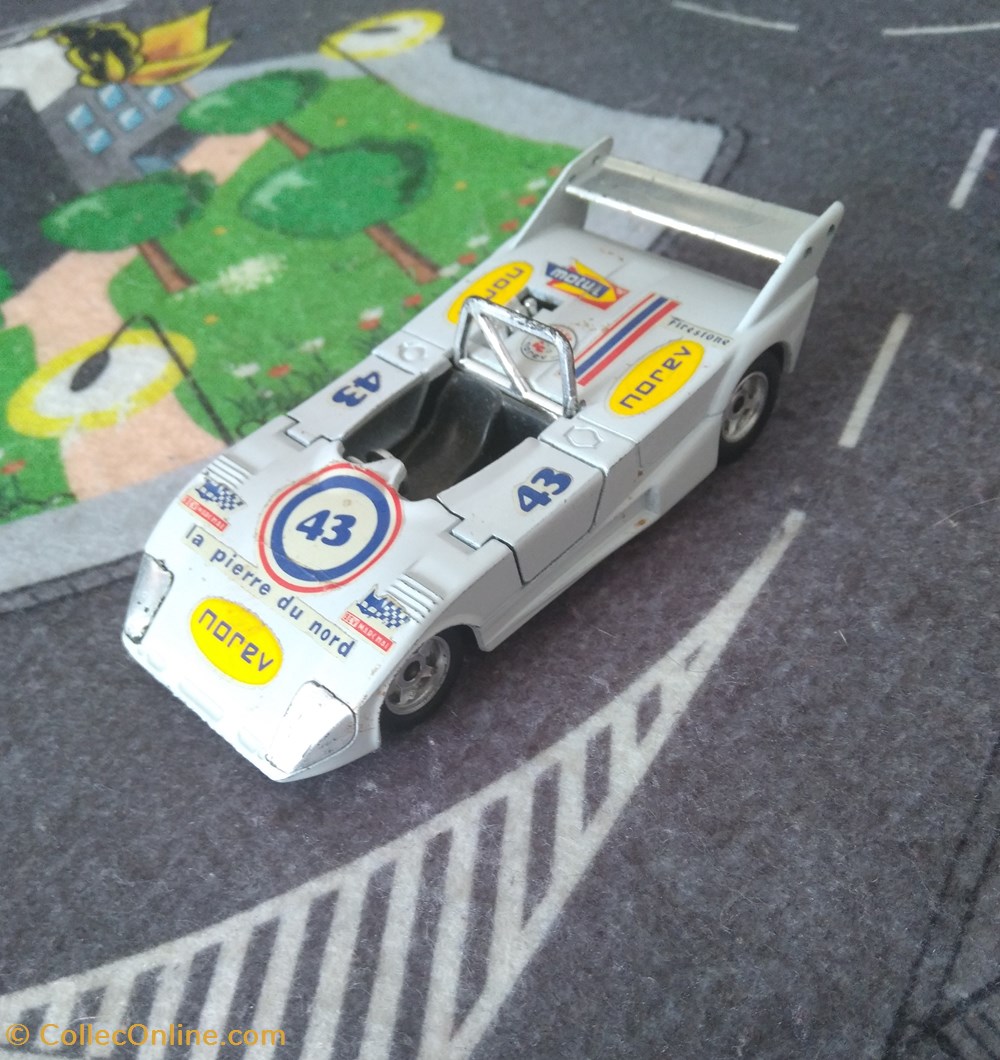 Lola T294 modeles reduits voitures autres marques lola t294