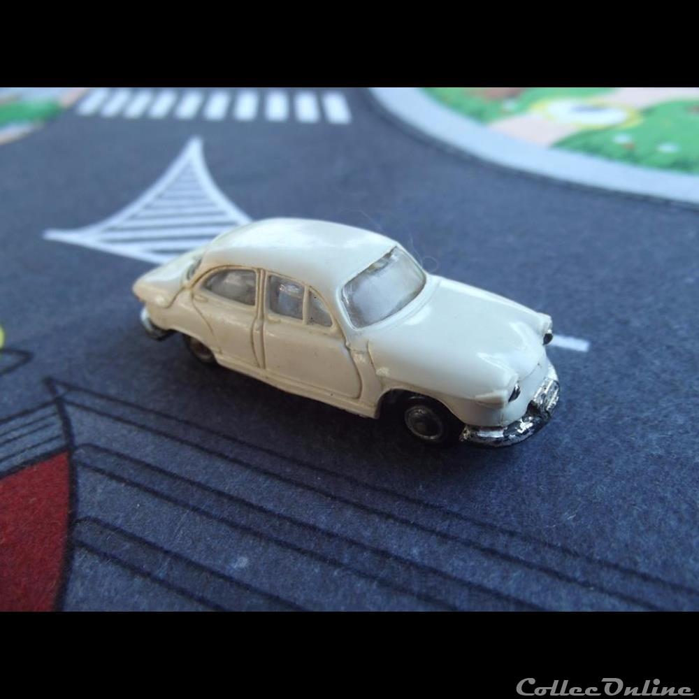Panhard PL17 modele reduit voiture panhard pl17
