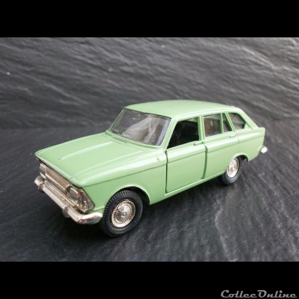 modele reduit voiture izh 1500 kombi