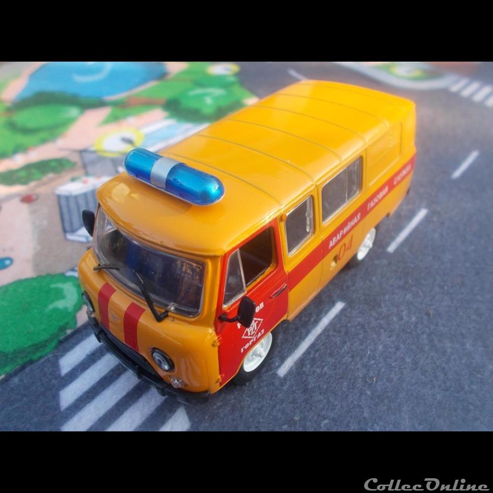 UAZ 3909 modele reduit voiture volvo uaz 3909