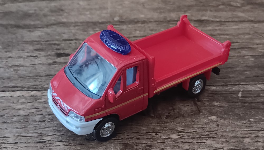 Citroën Jumper plateau modeles reduits voitures citroen jumper plateau