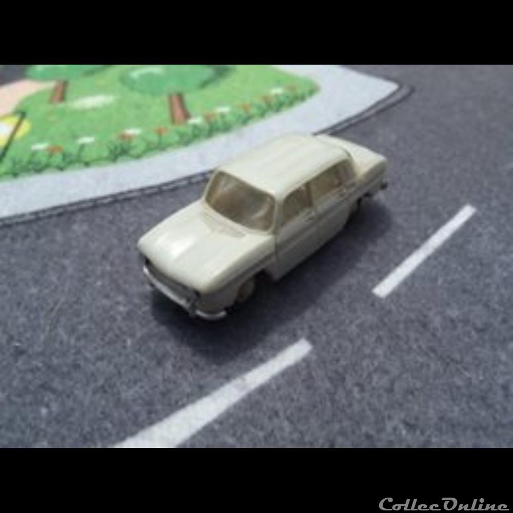 Renault 8 modele reduit voiture renault 8