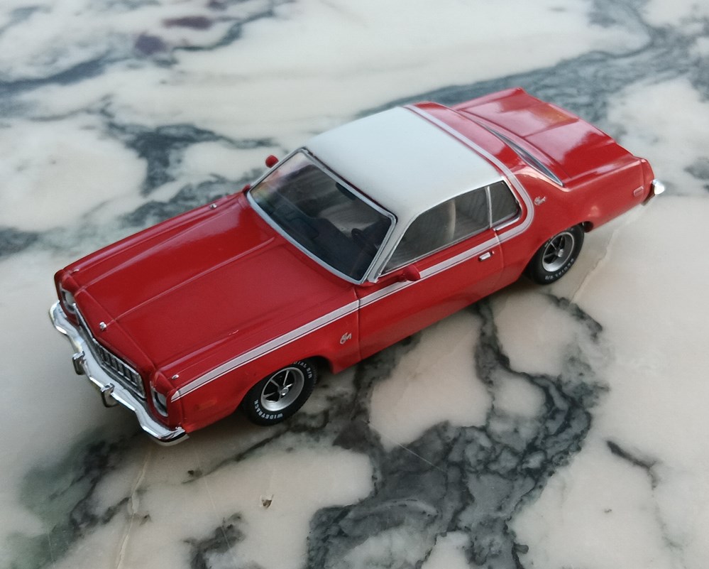 modeles reduits voitures plymouth fury sport