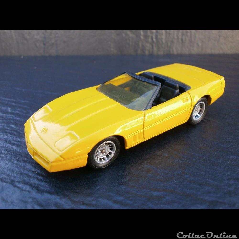 modele reduit voiture chevrolet corvette c4