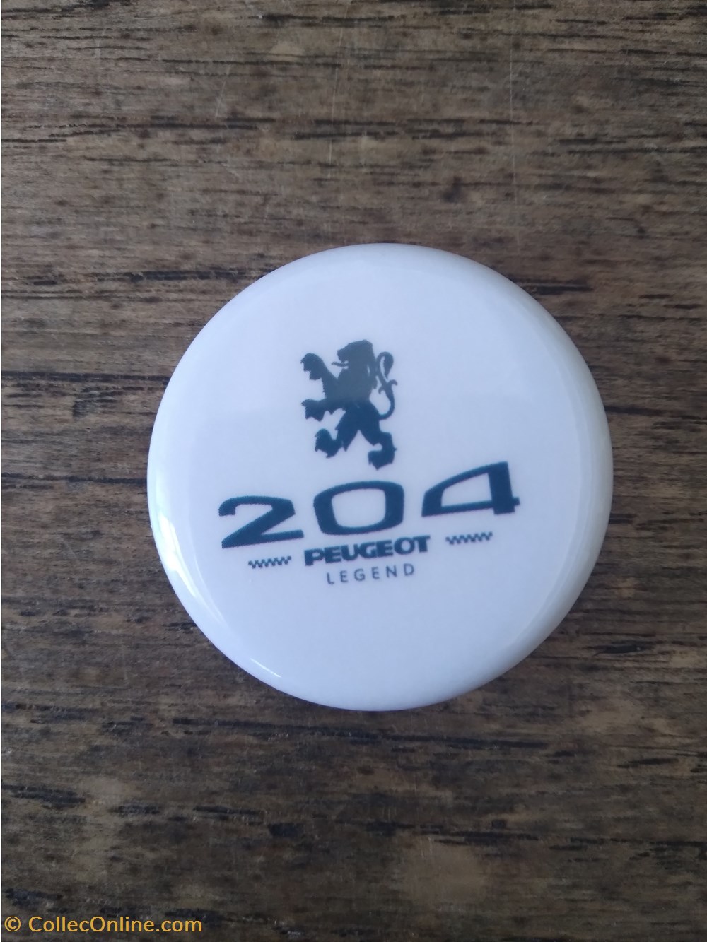 Badge "Peugeot 204 Legend" divers pin s badges badge peugeot 204 legend