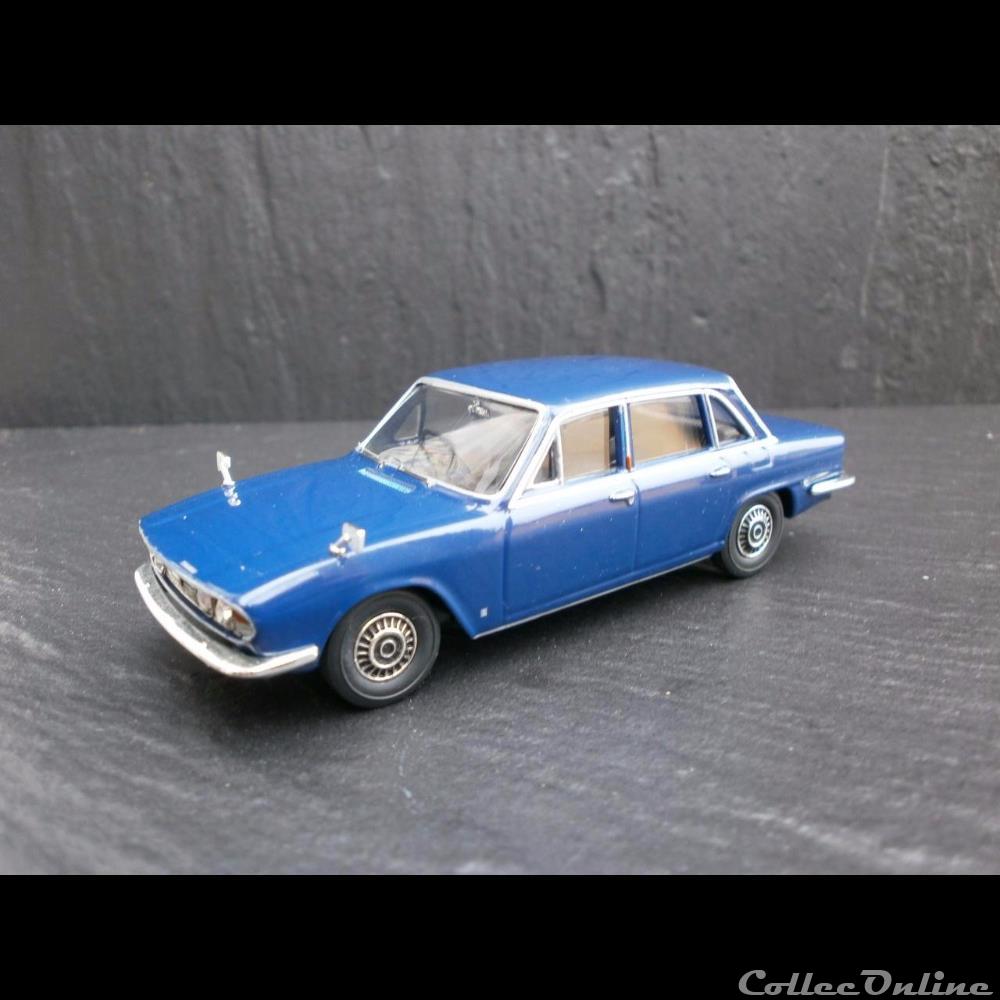 modele reduit voiture triumph 2000